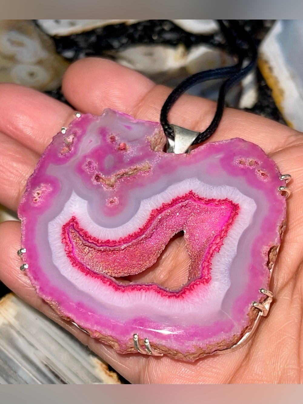 Jumbo Vibrant Pink Agate Geode Slice Drusy  Pendant 2 1/4”x2 1/4” - Picture 7 of 17
